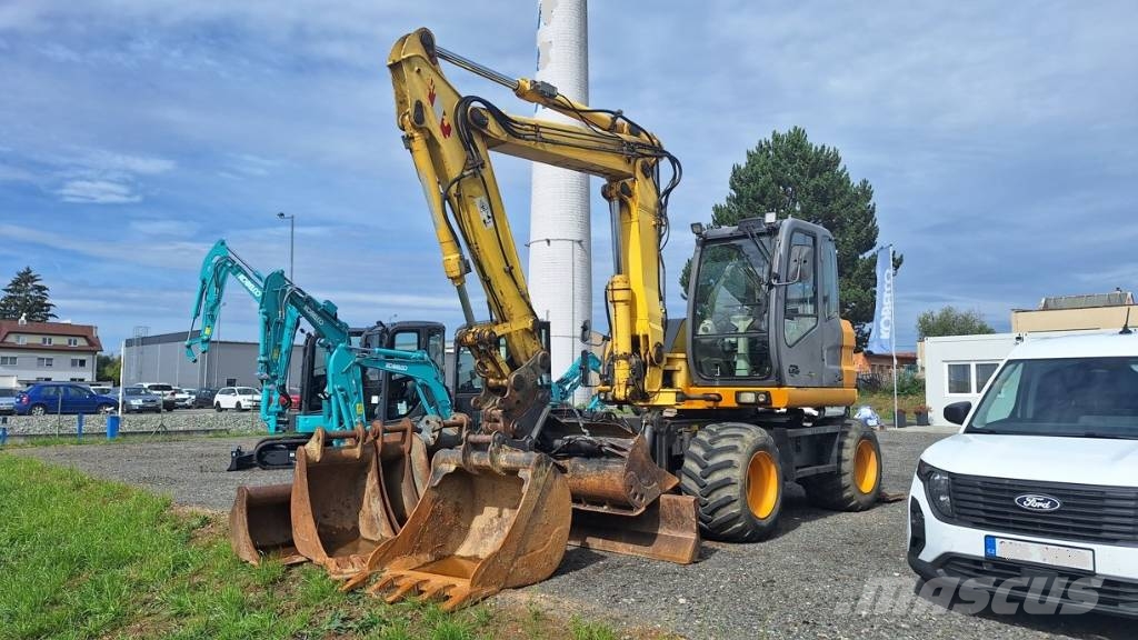 New Holland MH 3.6 Bagri na kolesih