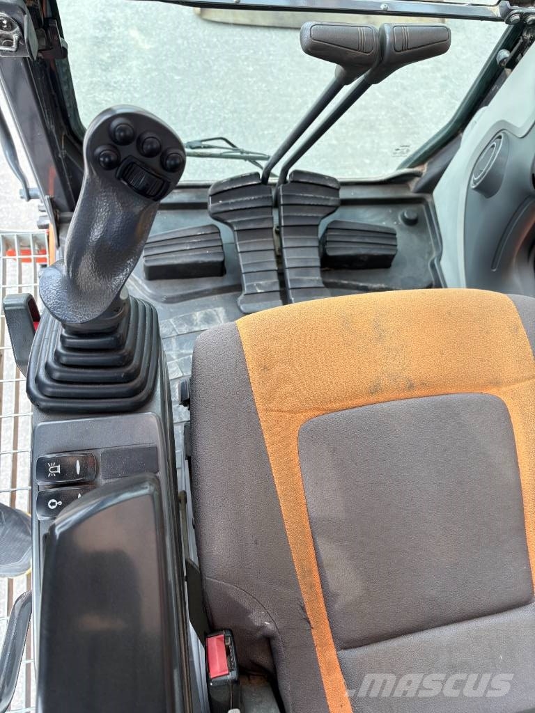 Doosan DX 140 LC-3 Pelle sur chenilles
