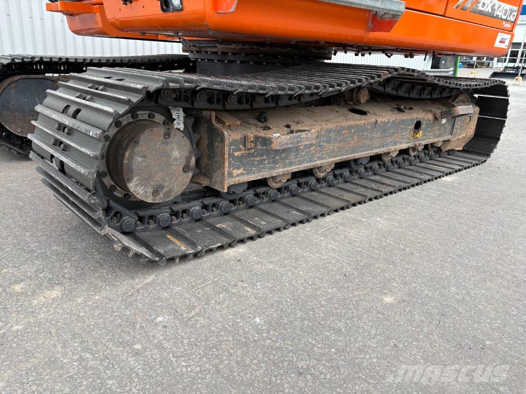 Doosan DX 140 LC-3 Pelle sur chenilles