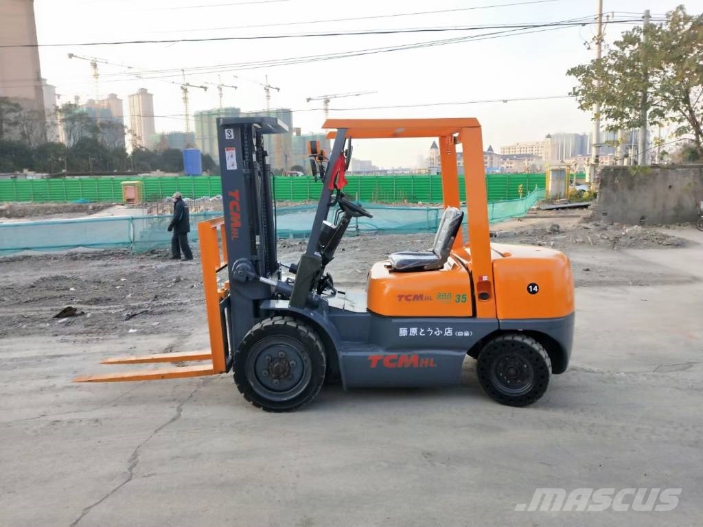 TCM FD35 Empilhadores Diesel