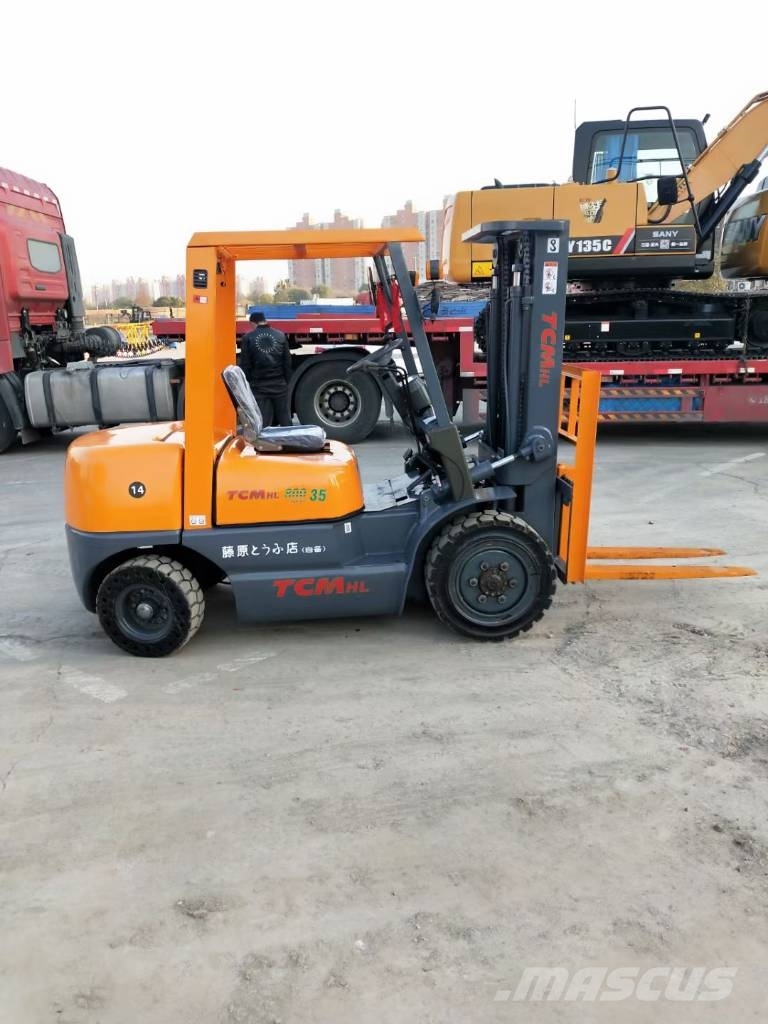 TCM FD35 Empilhadores Diesel