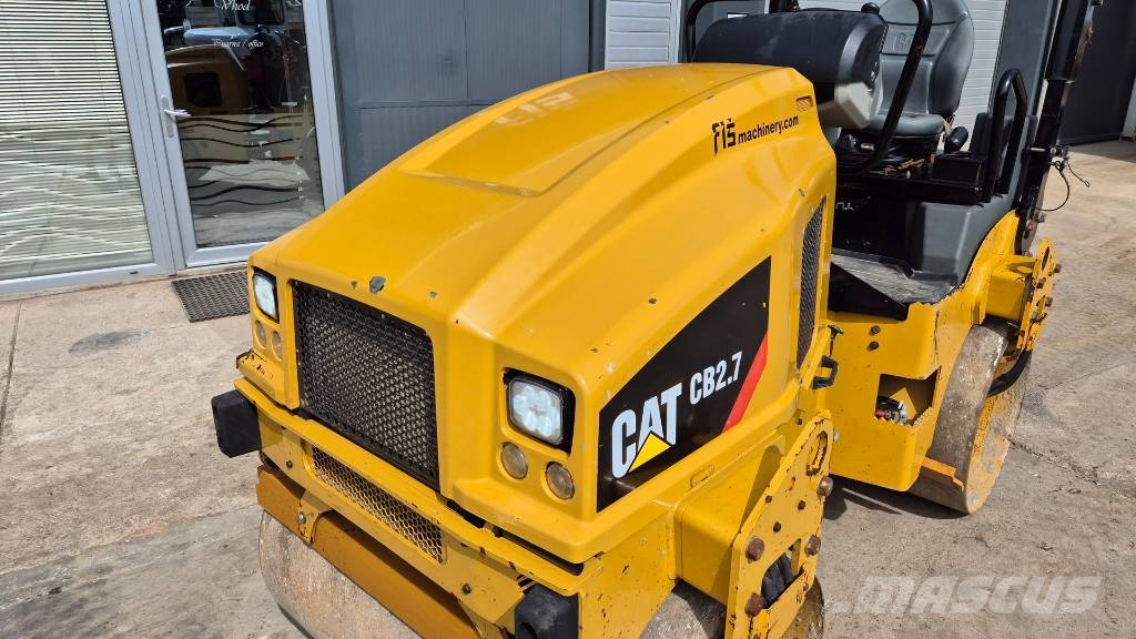 CAT CB 2.7 - 2018 YEAR - 800 HOURS Dvojni valjarji