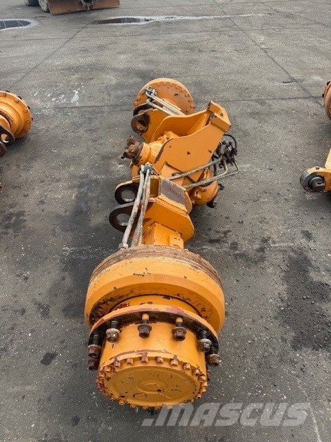 CASE 330 B USED AXLES COMPLET محور العجلة