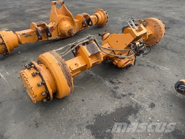 CASE 330 B USED AXLES COMPLET محور العجلة
