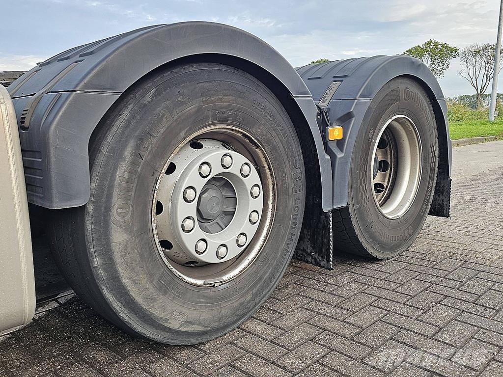 Volvo FH 500 Truck Tractor Units