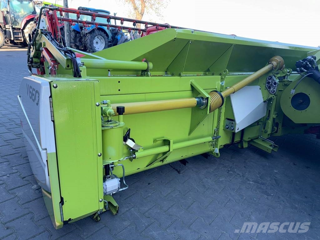CLAAS Lexion 660 Зернозбиральні комбайни