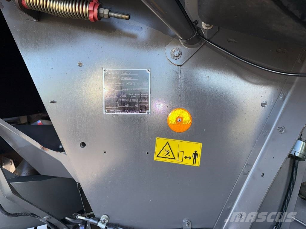 CLAAS Lexion 660 Зернозбиральні комбайни