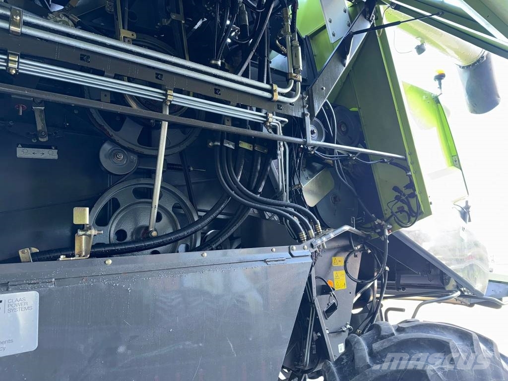 CLAAS Lexion 660 Зернозбиральні комбайни