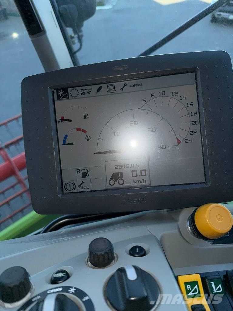 CLAAS Lexion 660 Зернозбиральні комбайни