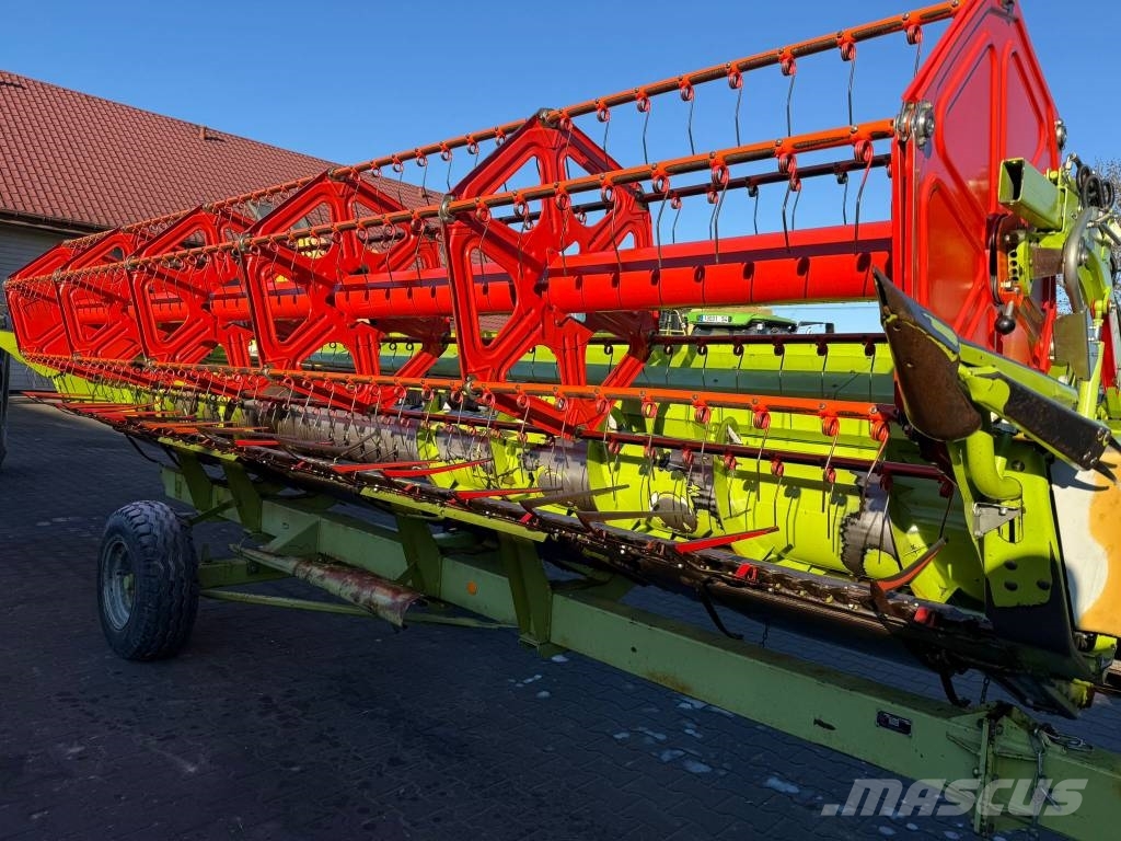 CLAAS Lexion 660 Зернозбиральні комбайни