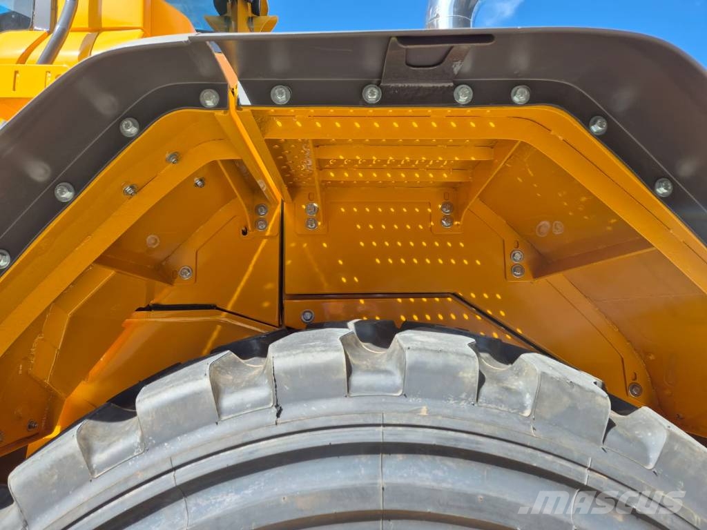 Volvo L90F NEW PAINT Kolesové nakladače