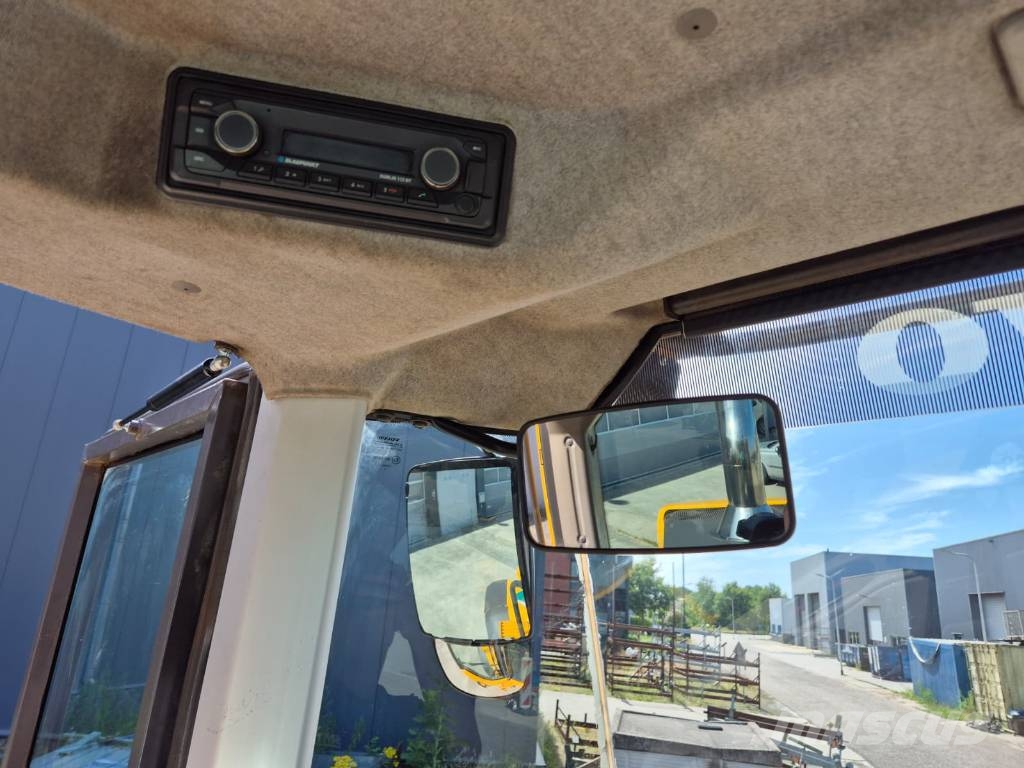 Volvo L90F NEW PAINT Kolesové nakladače