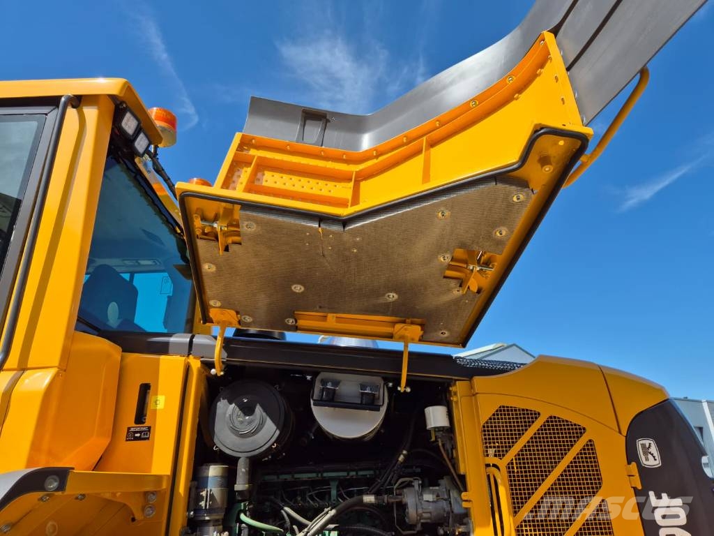 Volvo L90F NEW PAINT Kolesové nakladače