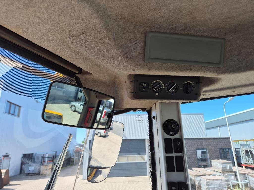 Volvo L90F NEW PAINT Kolesové nakladače
