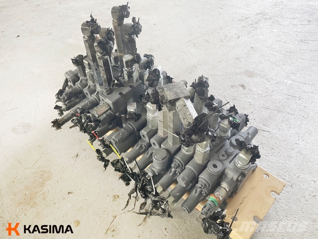 Kubota U55-4 Hydraulic Distributor 液压