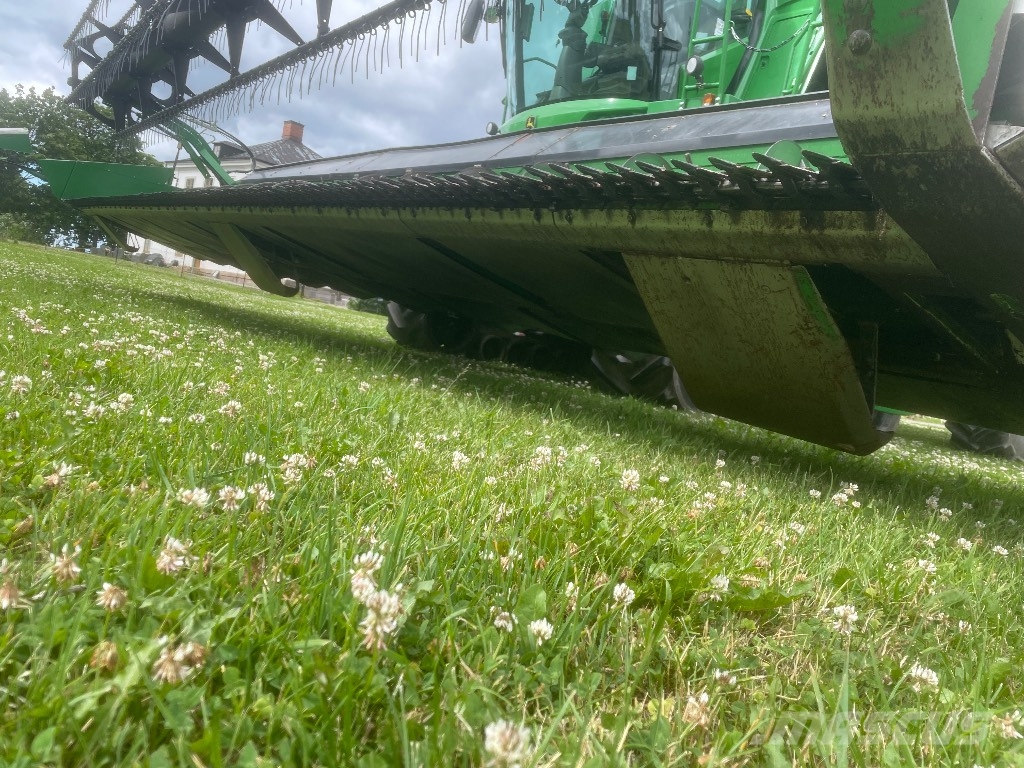 John Deere T 660 i Kombajni