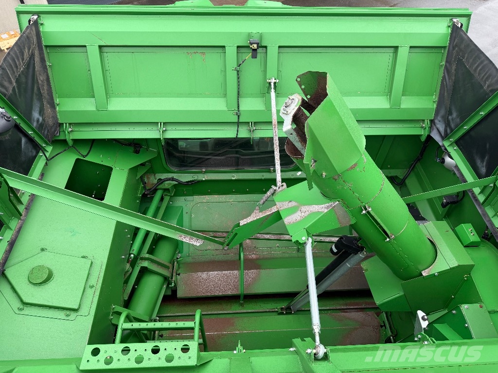 John Deere T 660 i Kombajni