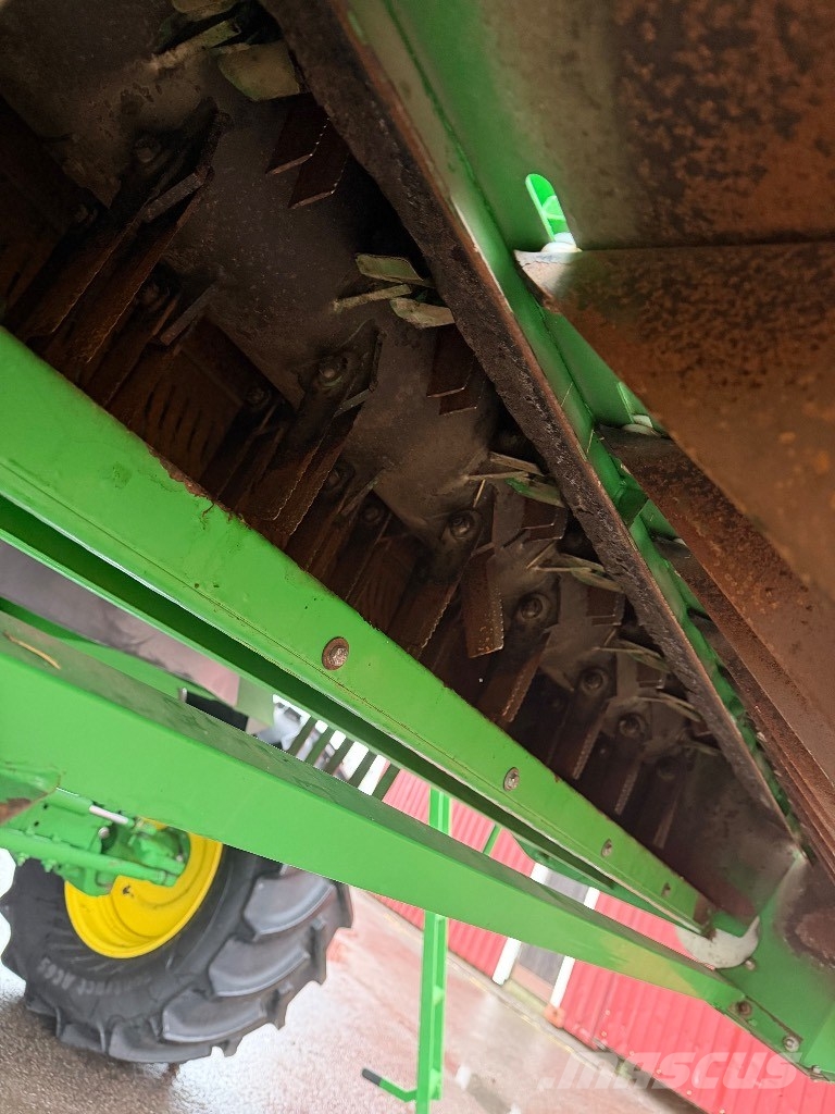 John Deere T 660 i Kombajni