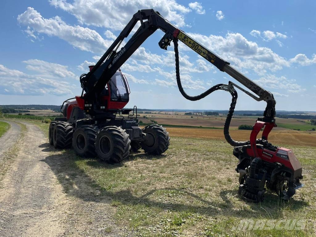 Komatsu 931XC Харвестери