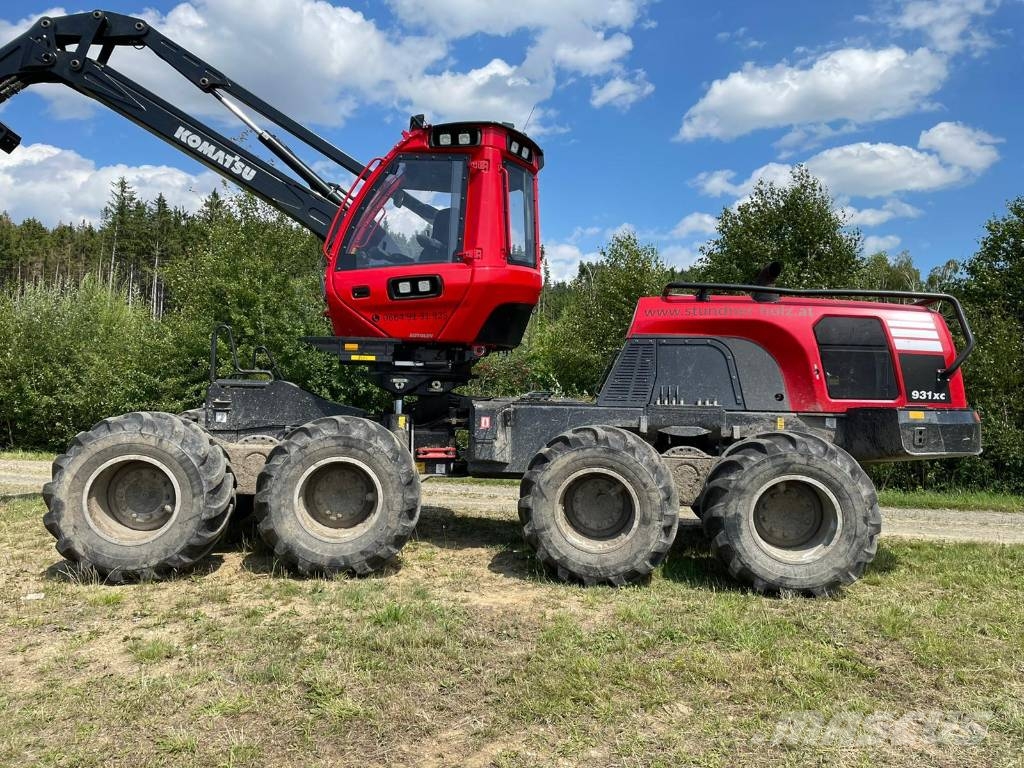 Komatsu 931XC Харвестери