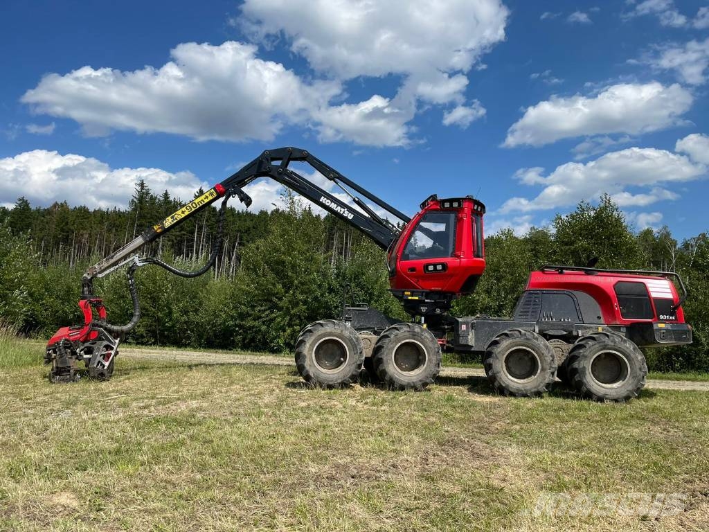 Komatsu 931XC Харвестери