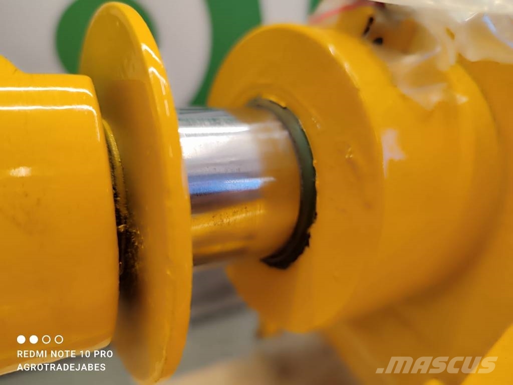 Drive axle 448/16501 58590 42961 JCB 540-70 JCB 54 轴