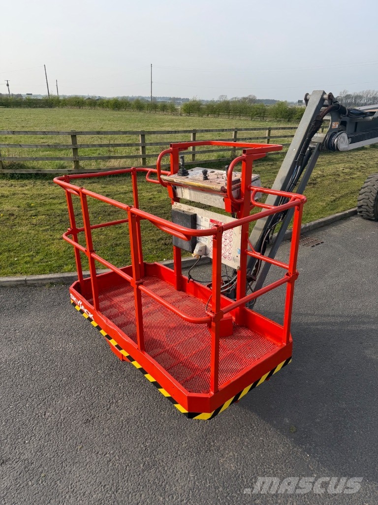 SkyJack 63AJ Körüklü personel platformları