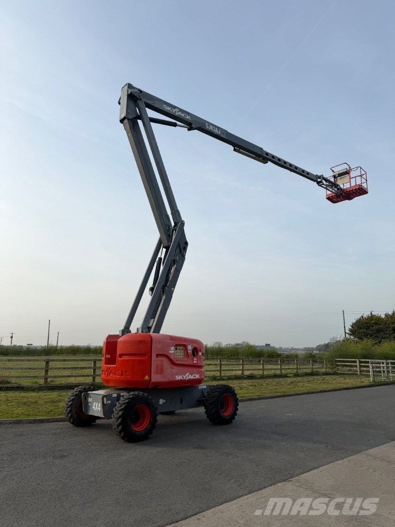SkyJack 63AJ Körüklü personel platformları