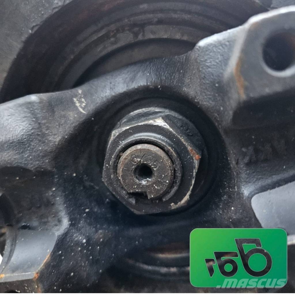 JCB 531-70 Drive axle 8x35 Axle 448/58590 Assen