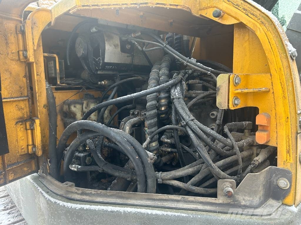 Volvo ECR 235 C L +3D Novatron NEW ENGINE Rupsgraafmachines