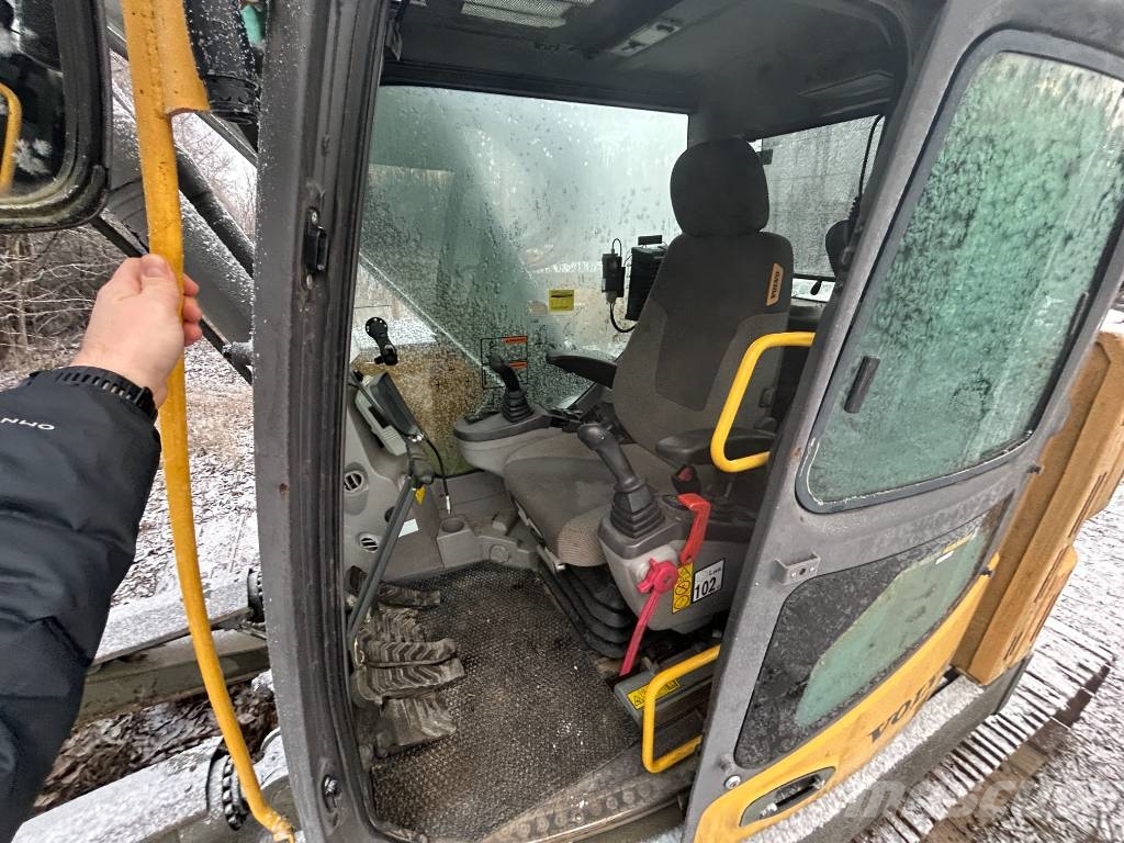 Volvo ECR 235 C L +3D Novatron NEW ENGINE Rupsgraafmachines