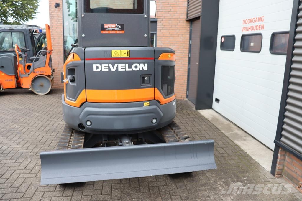 Develon DX27Z-7 DX27Z-7 حفارات صغيرة أقل من 7 طن (حفارات صغيرة)