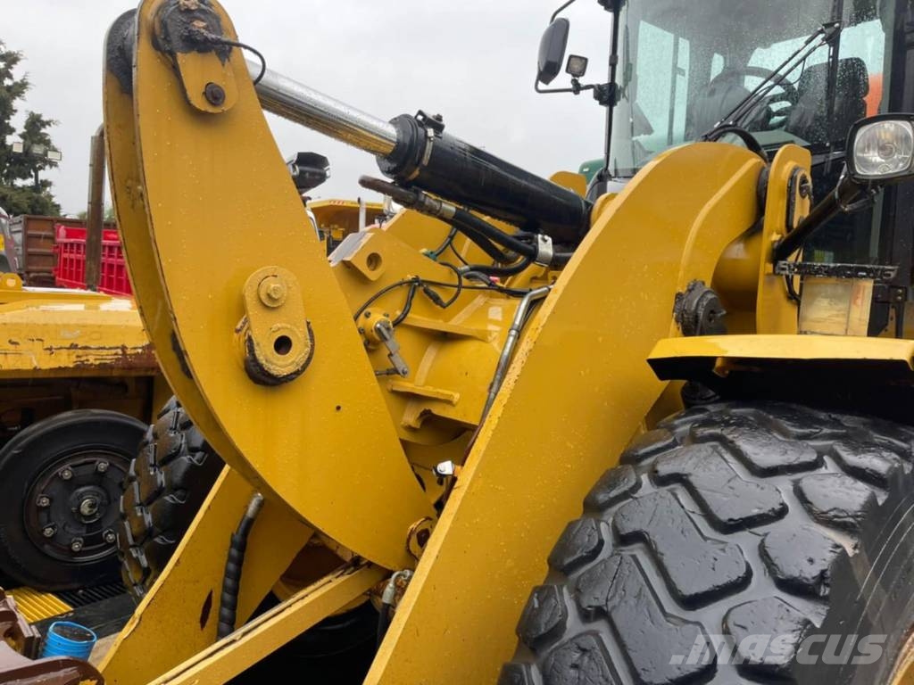 CAT 930 K Колесни товарачи