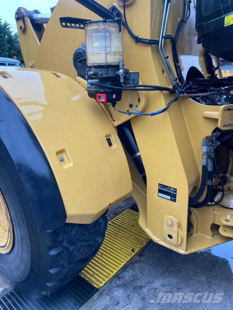 CAT 930 K Колесни товарачи
