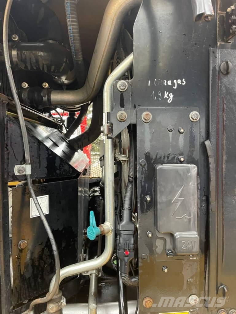 CAT 930 K Колесни товарачи