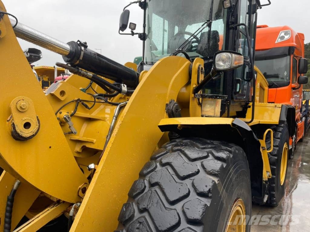 CAT 930 K Колесни товарачи