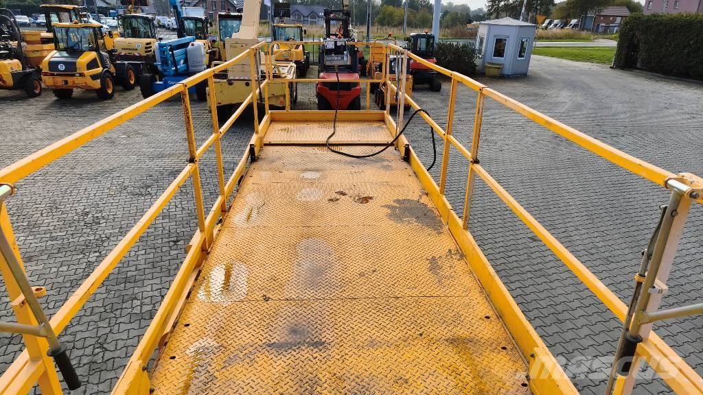 Haulotte H 12 SXL Scissor lifts