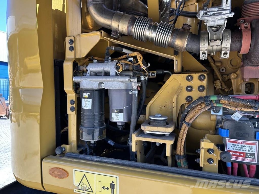 CAT M318-07 Wielgraafmachines