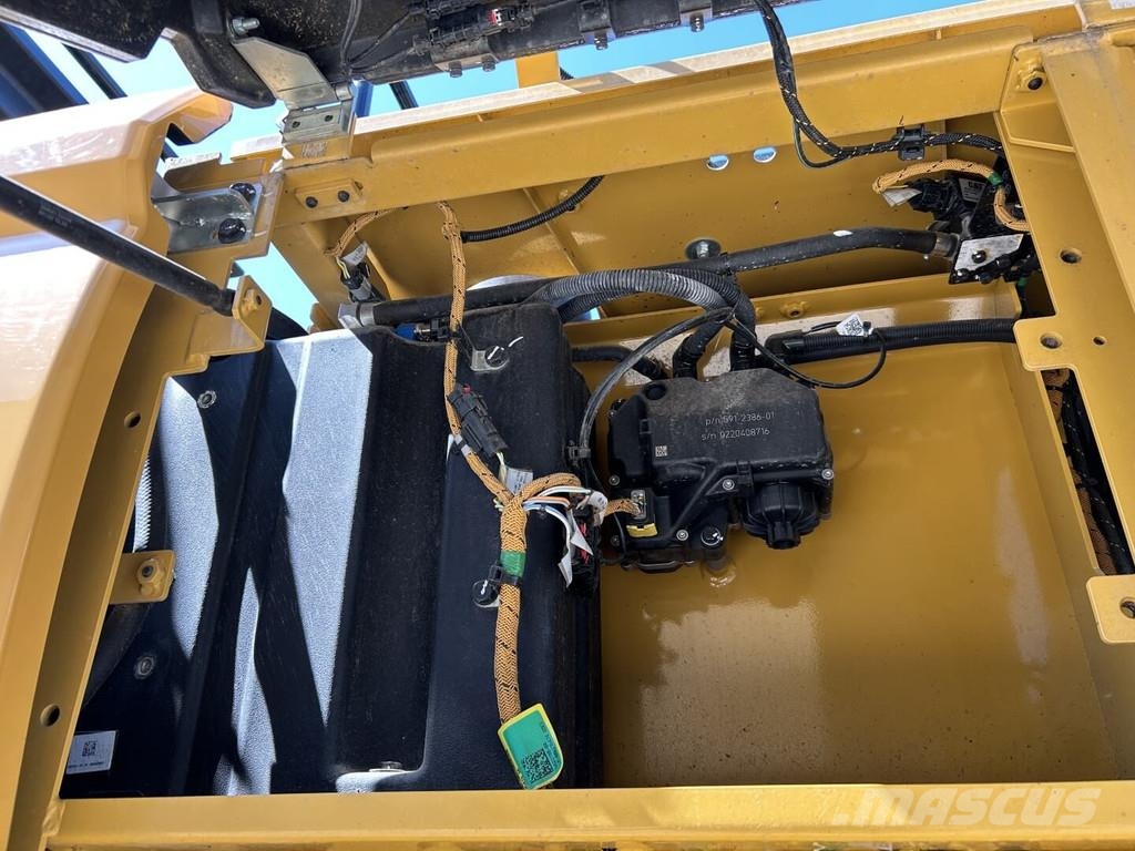 CAT M318-07 Wielgraafmachines