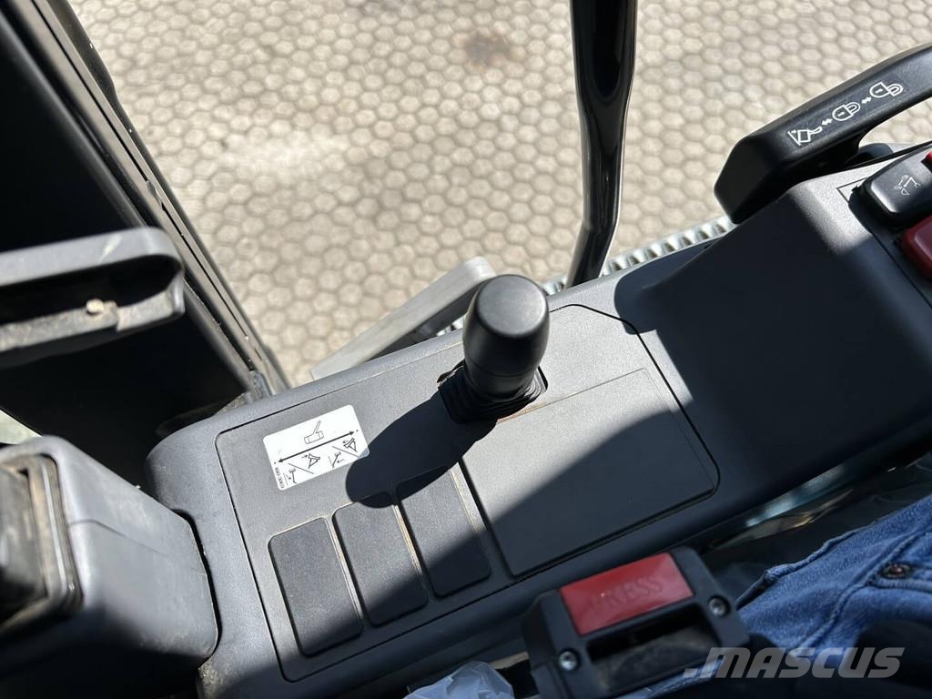 CAT M318-07 Wielgraafmachines