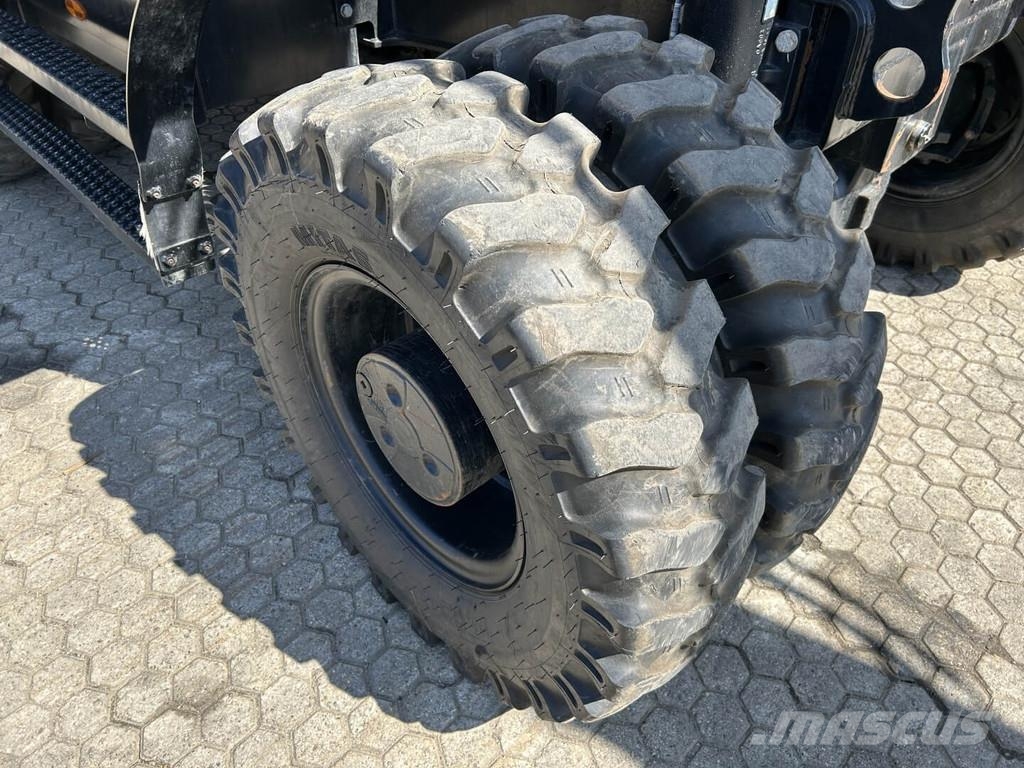 CAT M318-07 Wielgraafmachines