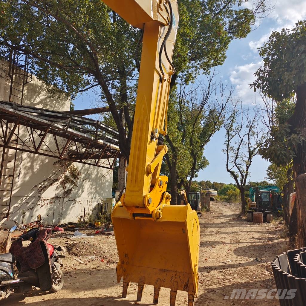 Komatsu PC 240 LC-8 - 28th Anniversary Promotion Price Raupenbagger
