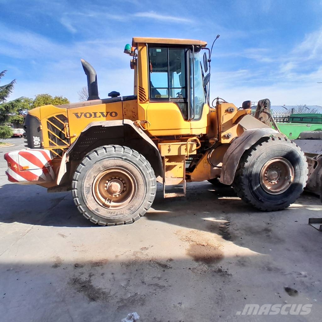 Volvo L 90 F Radlader