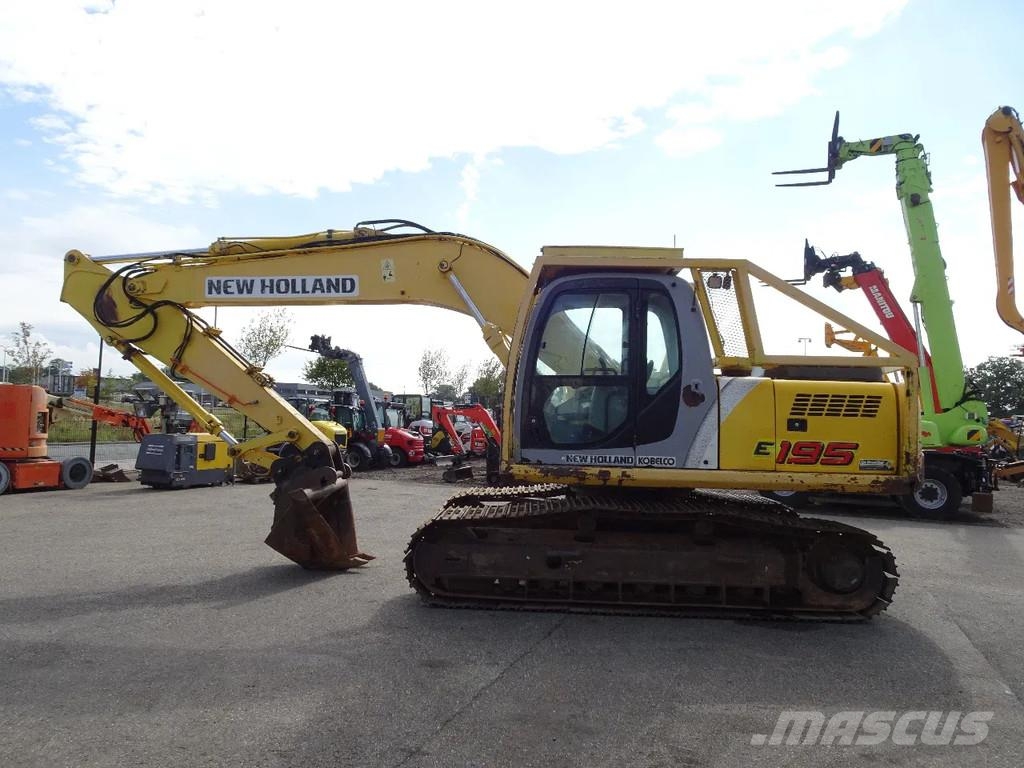 New Holland E195 Crawler excavators