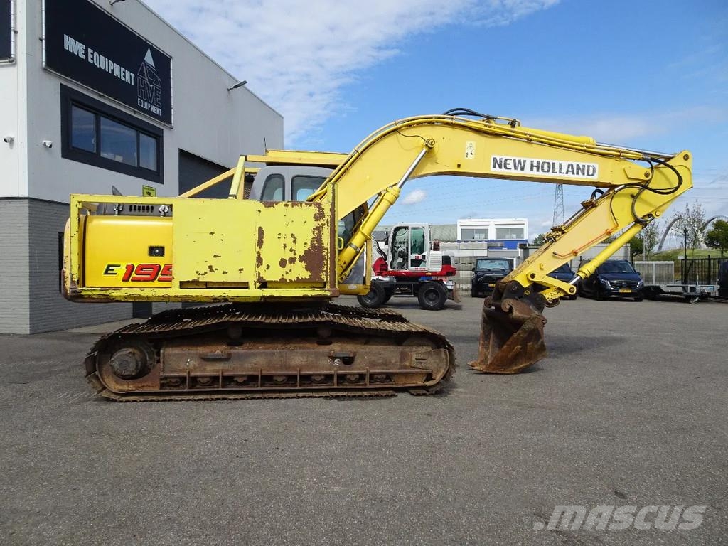 New Holland E195 Crawler excavators