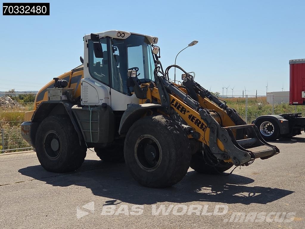 Liebherr L542 لوادر بعجل