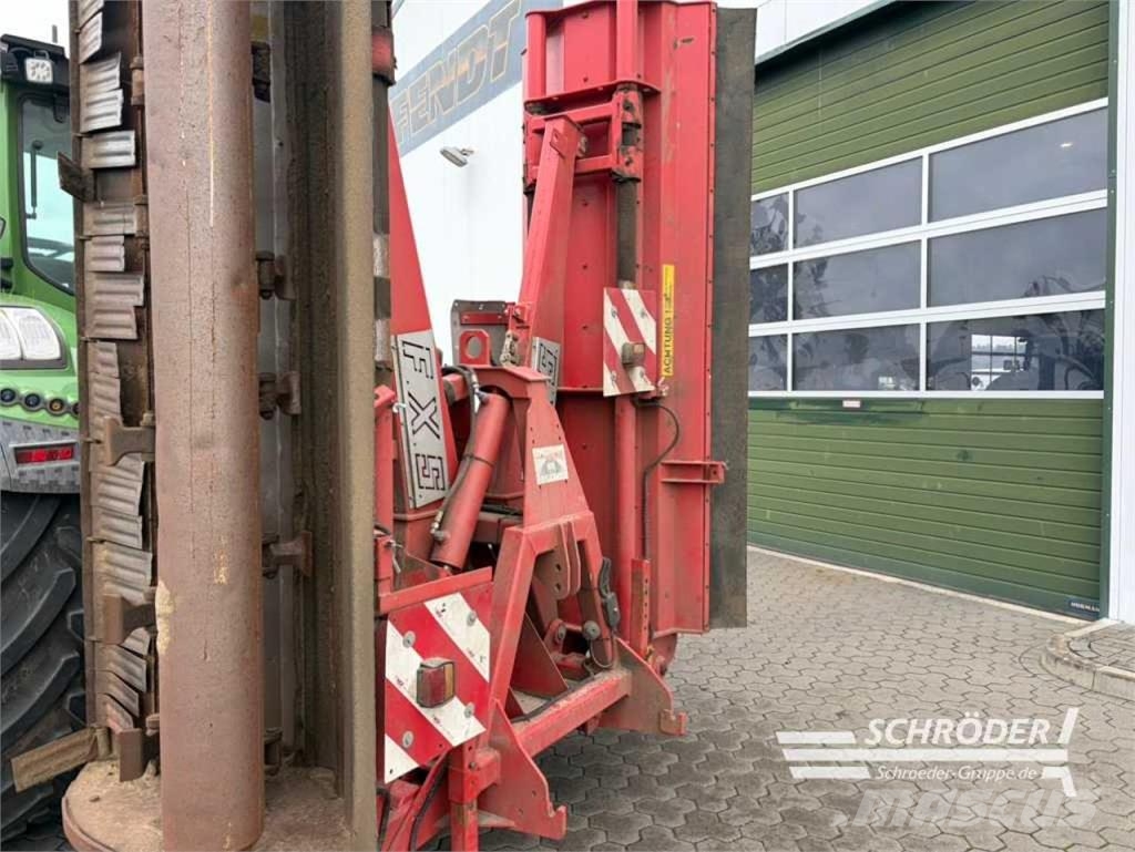 Sauerburger PEGASUS 8000 + WM 3000 HF Mulcher