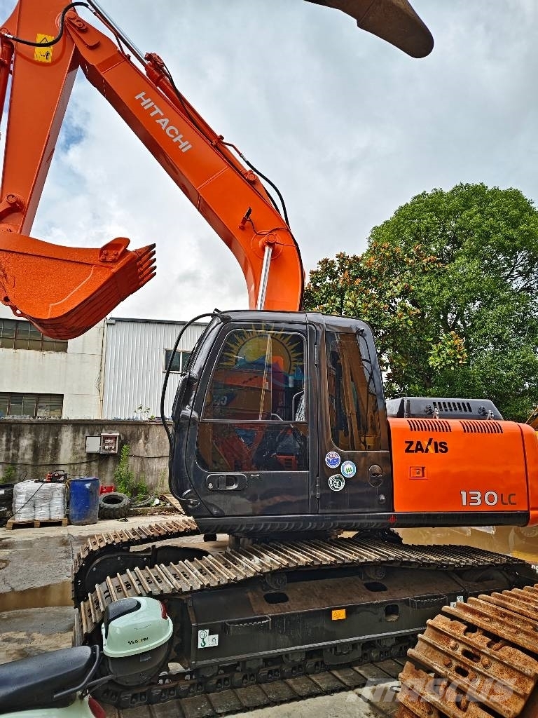 てった crawler-excavators-zx130-7-