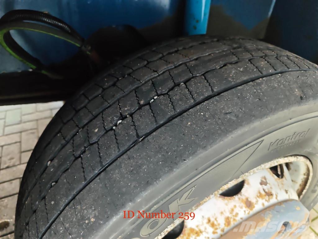 Kalmar TRL 618 i 4x4 20 Pieces! Terminalivedukid