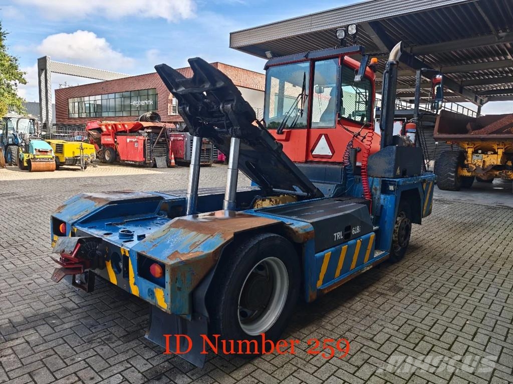 Kalmar TRL 618 i 4x4 20 Pieces! Terminalivedukid